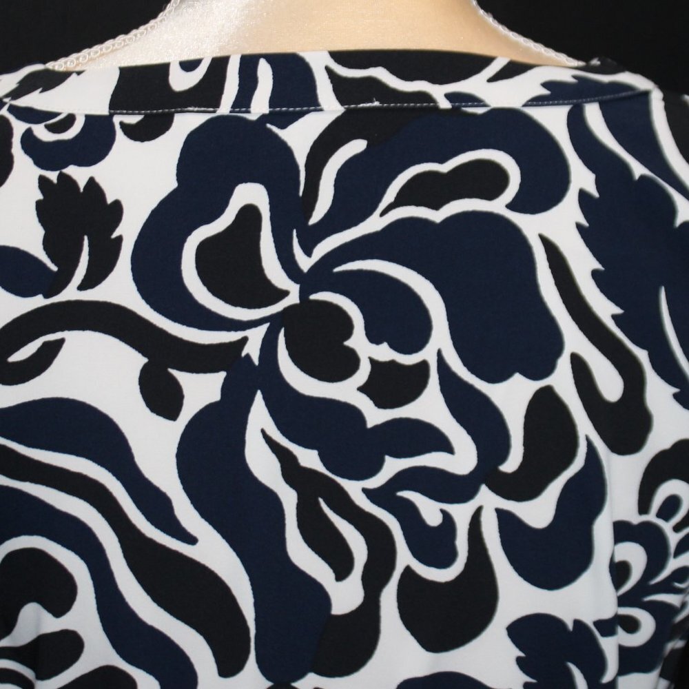 Loft Navy Black and White Long Sleave Straight lined Floral Dress with Tie - Picture 9 of 13
